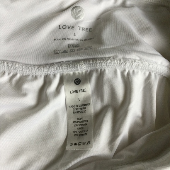 Atheltic Shorts with Liner and Zip Key Pocket Yoga Running Workout Size L (8-10) - Picture 5 of 5